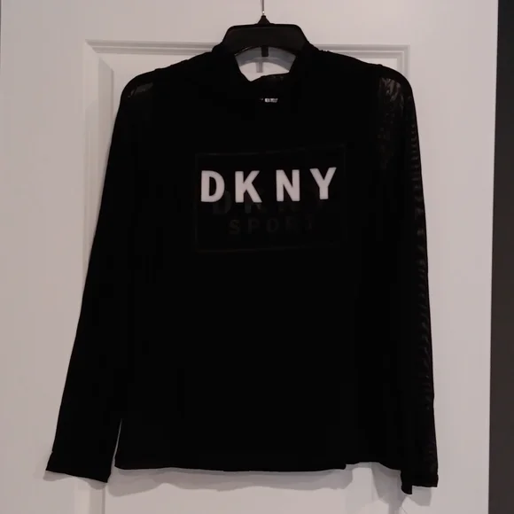 Sweatpants and sweatshirt - Picture 4 of 6